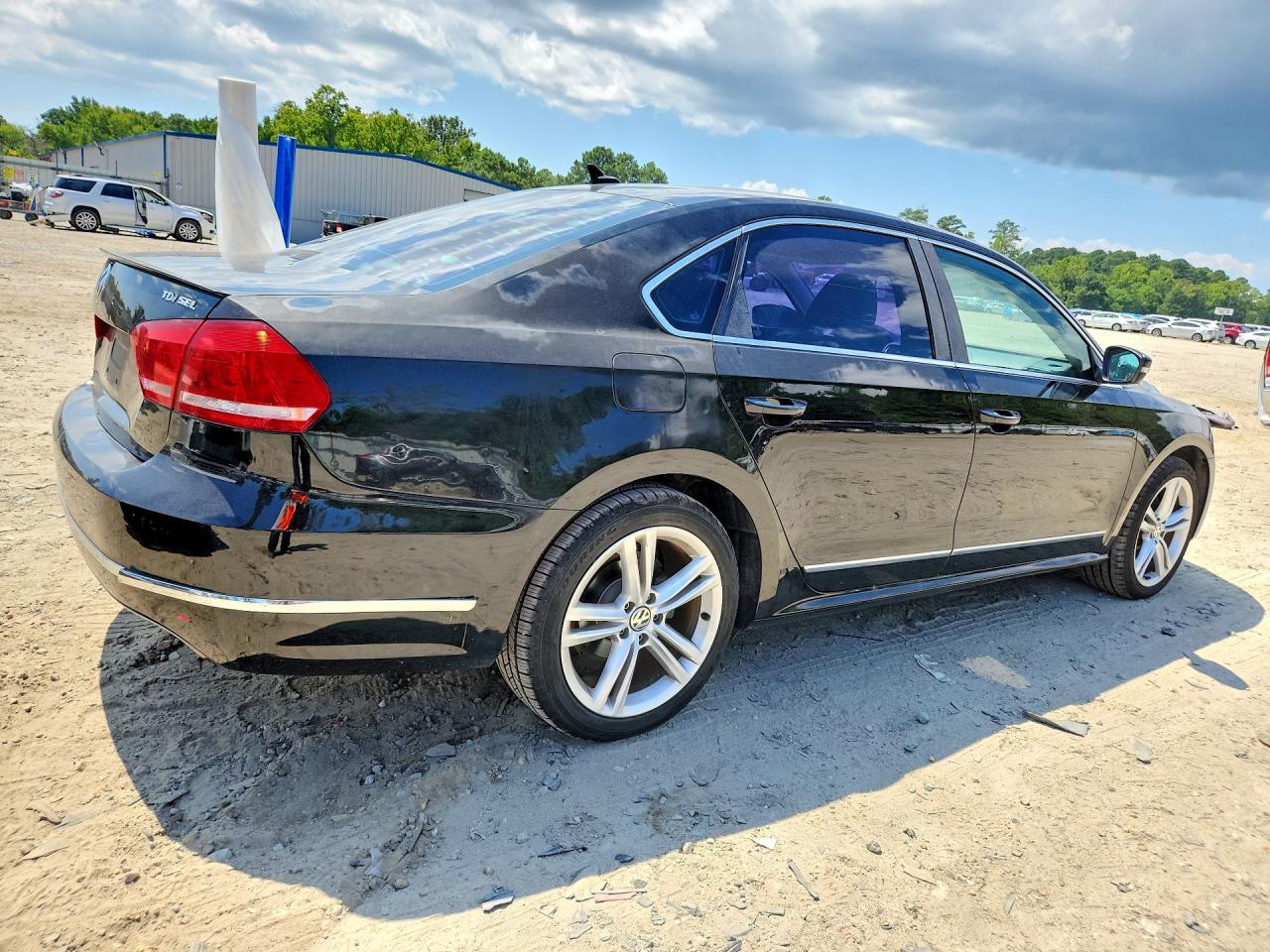 1VWCN7A38DC013029 · 2013 VOLKSWAGEN PASSAT · 3/12