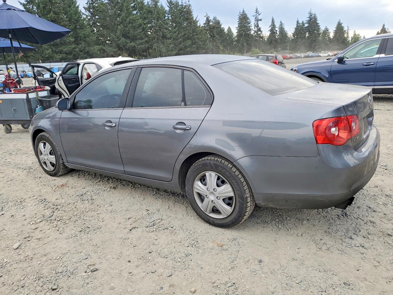 3VWPF71K16M775402 · 2006 VOLKSWAGEN JETTA · 2/12