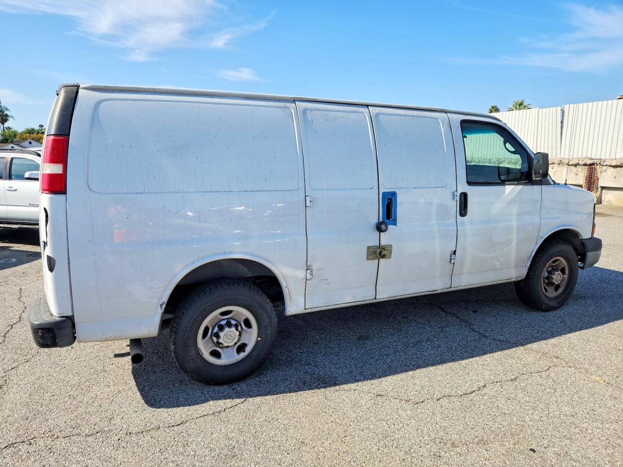 1GCWGFFF8F1277602 · 2015 CHEVROLET EXPRESS G2500 · 3/13