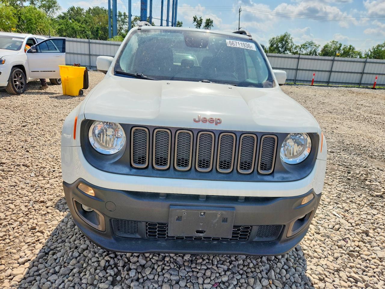 ZACCJABW2GPE03256 · 2016 JEEP RENEGADE · 5/12