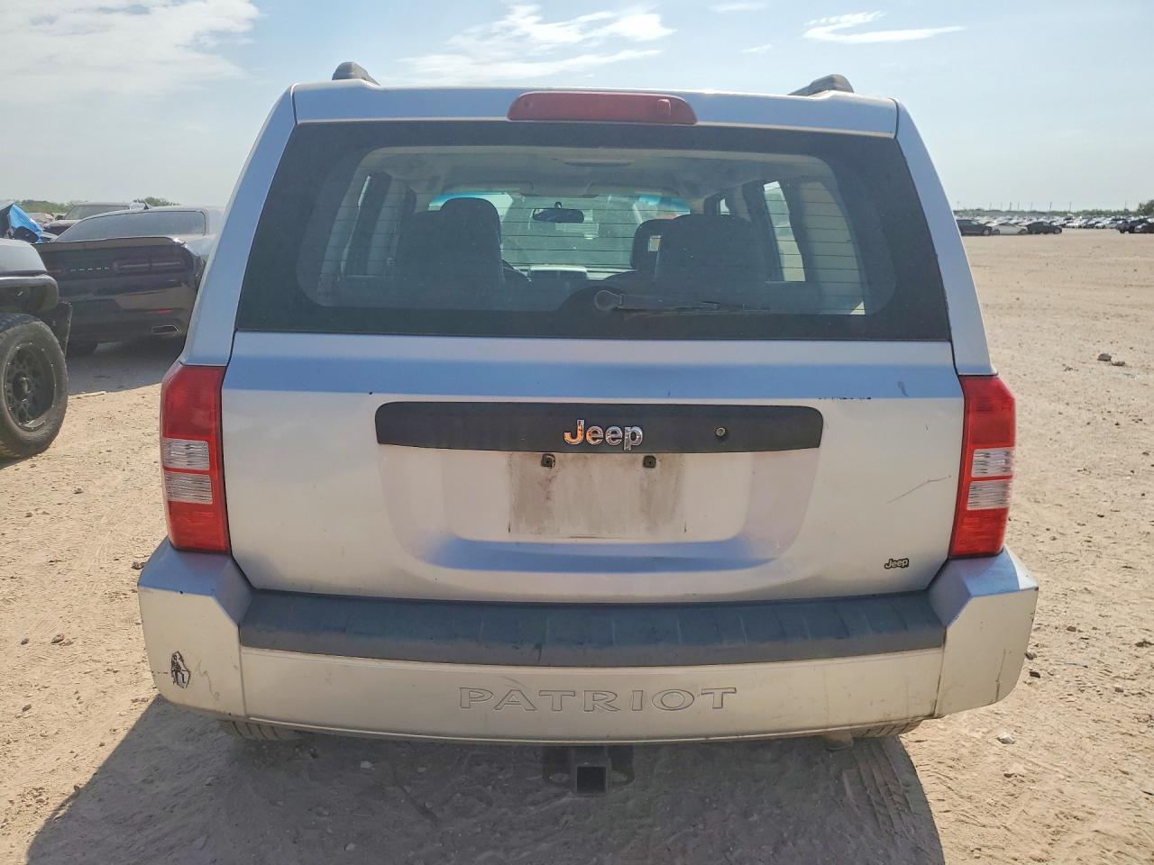 1J8FT28058D744465 · 2008 JEEP PATRIOT · 6/12