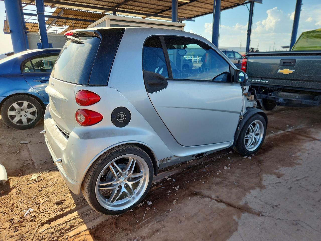WMEEJ31X09K299735 · 2009 SMART FORTWO · 3/13