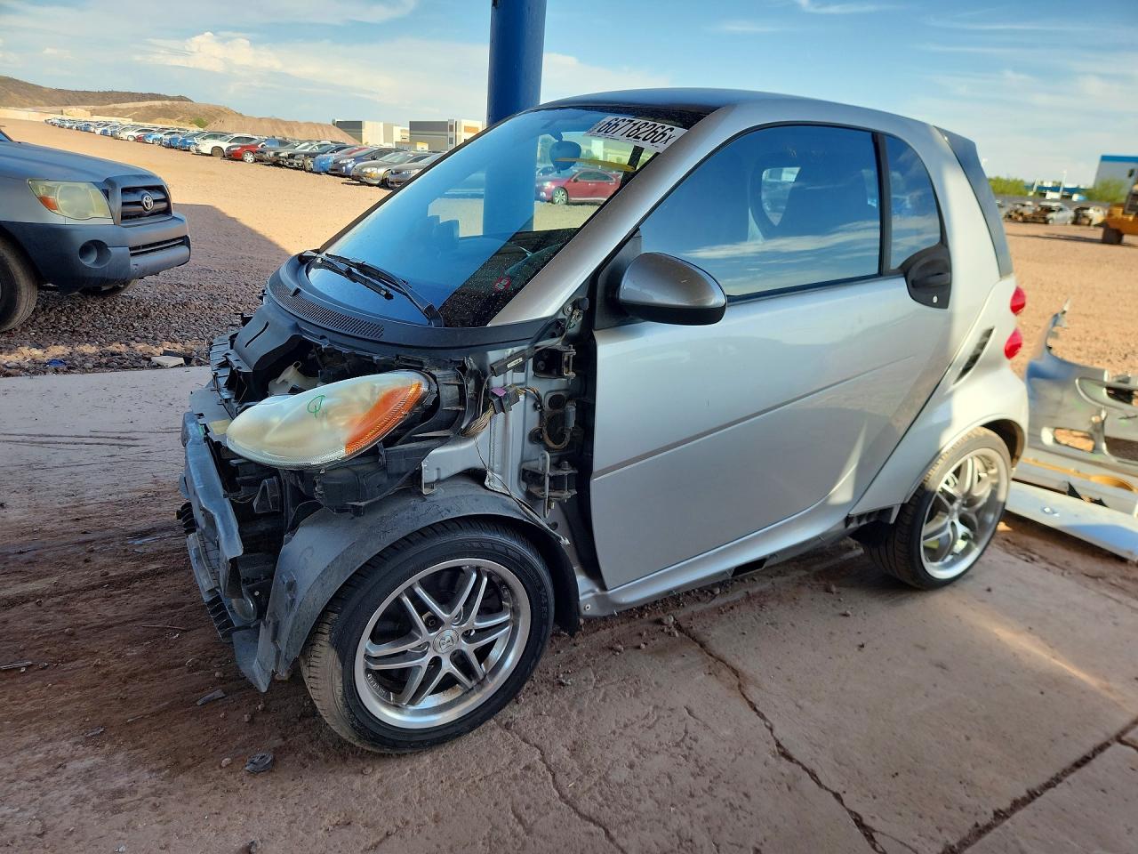 WMEEJ31X09K299735 · 2009 SMART FORTWO