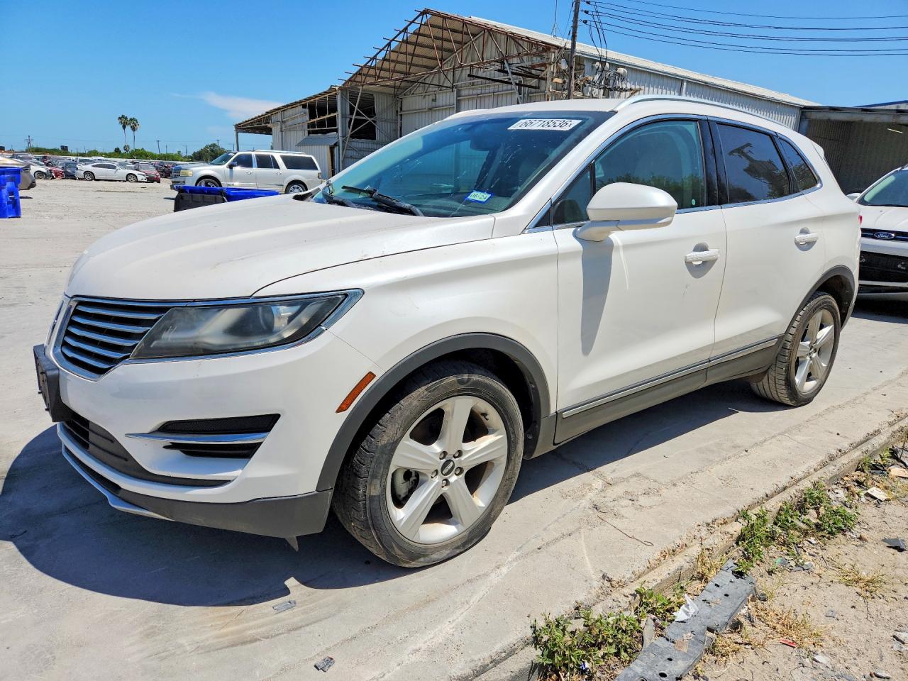 5LMCJ1C9XJUL08323 · 2018 LINCOLN MKC