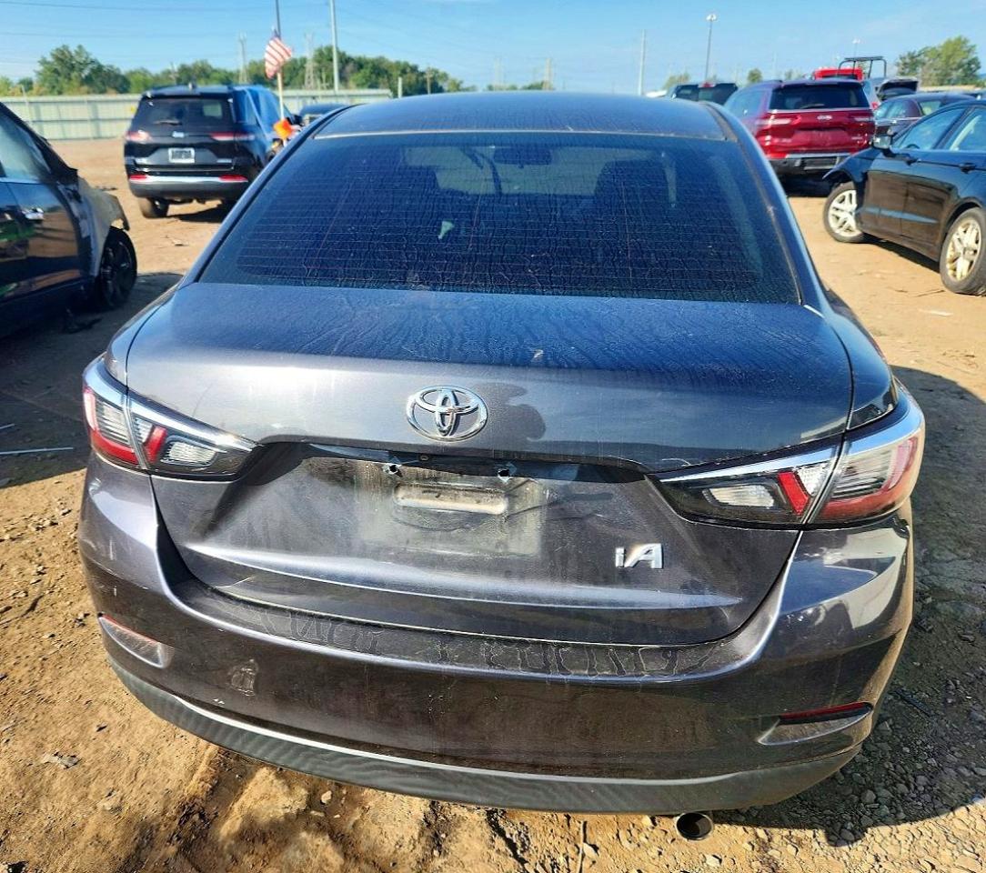 3MYDLBYV8JY313777 · 2018 TOYOTA YARIS IA · 6/12