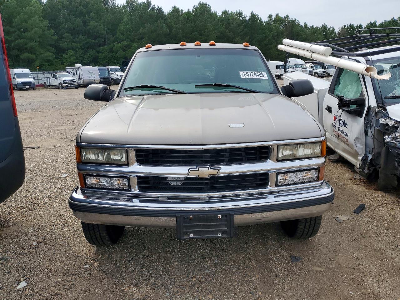 1GCHK33J9XF096219 · 1999 CHEVROLET GMT-400 · 5/13