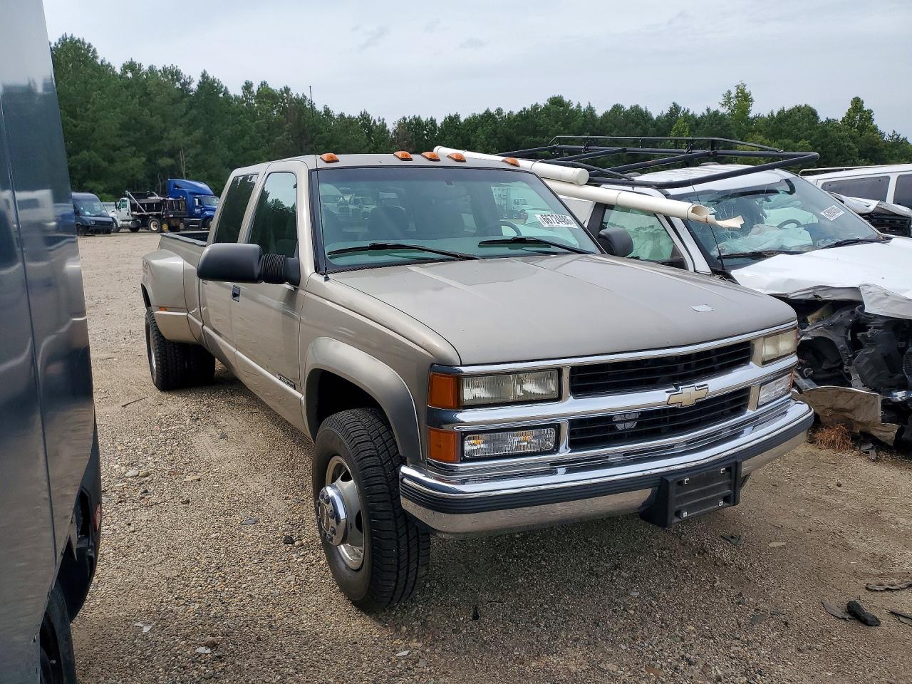 1GCHK33J9XF096219 · 1999 CHEVROLET GMT-400 · 4/13