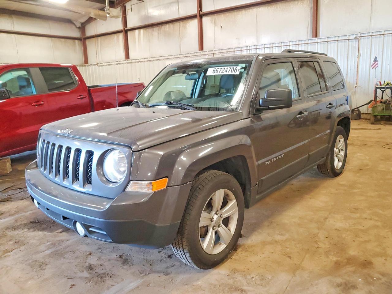1C4NJRAB8ED869162 · 2014 JEEP PATRIOT
