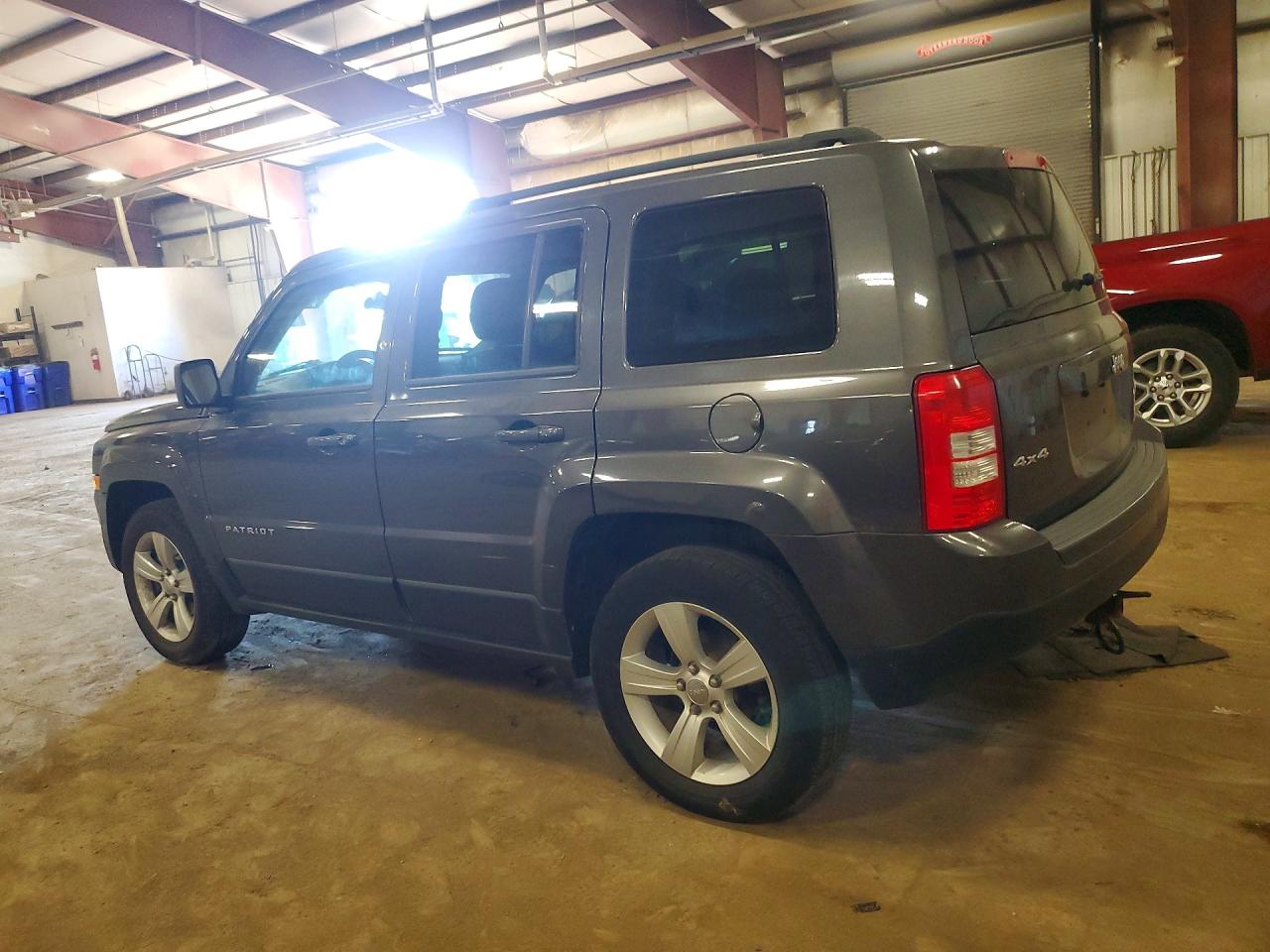1C4NJRAB8ED869162 · 2014 JEEP PATRIOT · 2/12