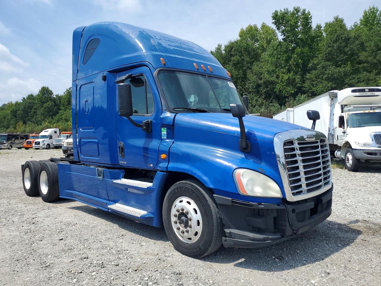 3AKJGLD51FSGB5764 · 2015 FREIGHTLINER CASCADIA 125 · 4/14