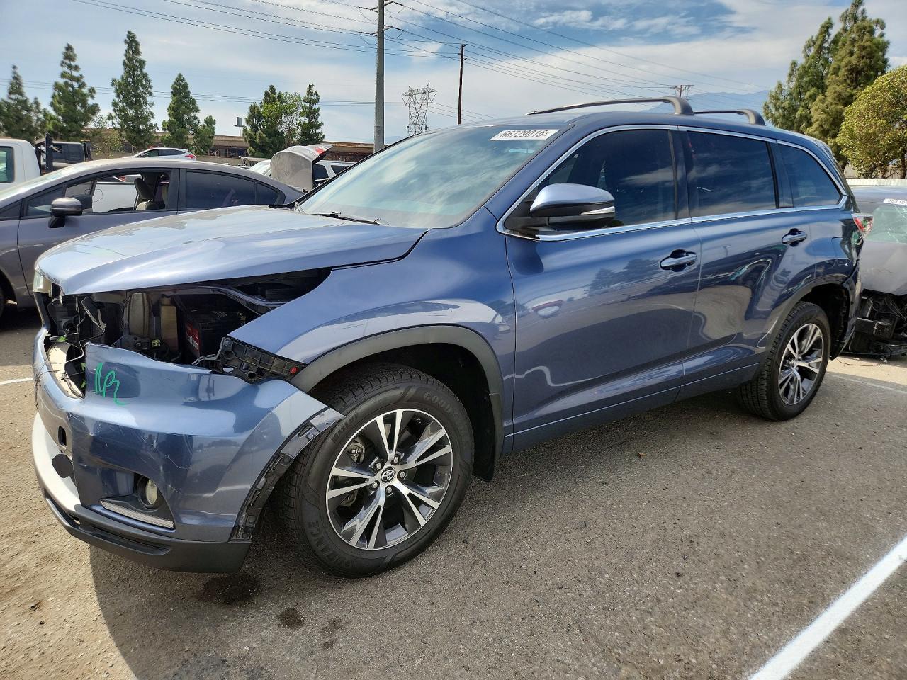 2015 TOYOTA HIGHLANDER