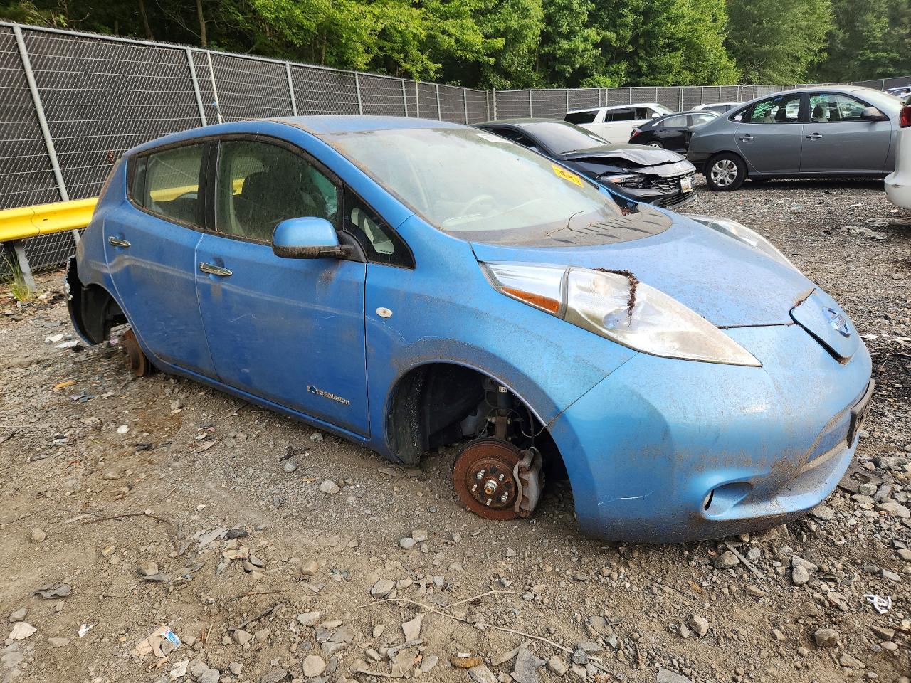 JN1AZ0CP8CT017945 · 2012 NISSAN LEAF · 4/12