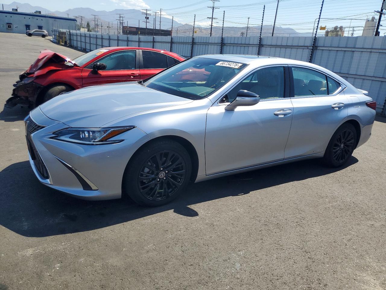 2022 LEXUS ES 300H