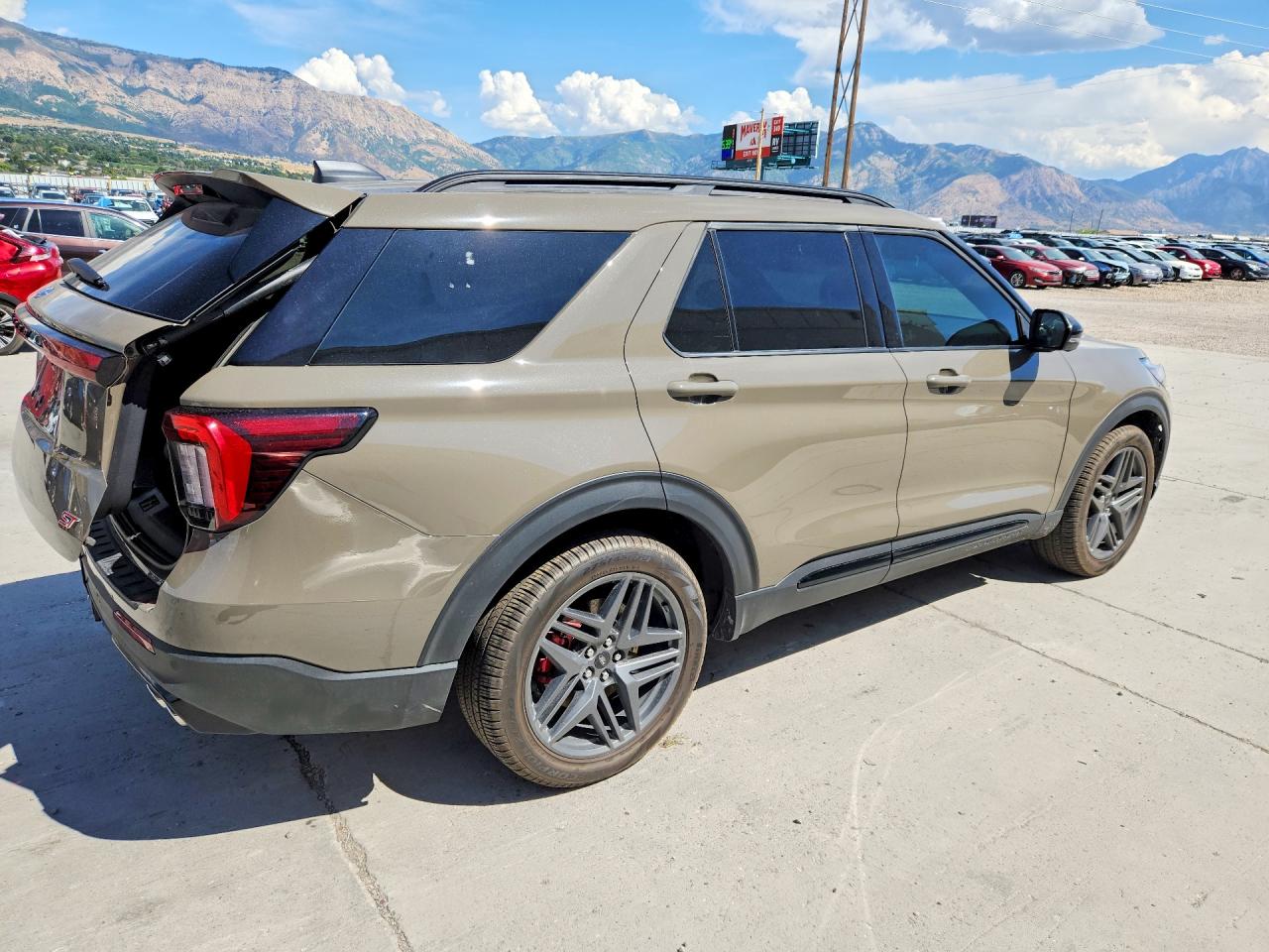 1FMWK8GC2TGA47332 · 2026 FORD EXPLORER · 3/12