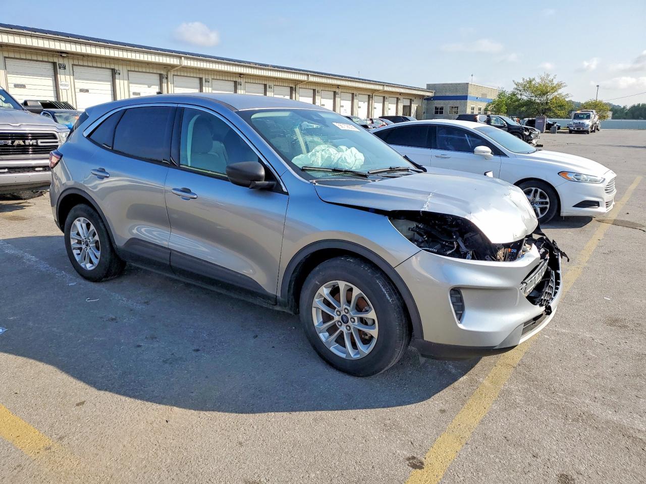 1FMCU0G67NUB85204 · 2022 FORD ESCAPE · 4/13