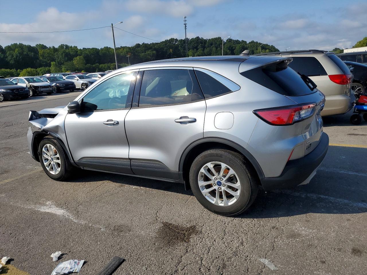 1FMCU0G67NUB85204 · 2022 FORD ESCAPE · 2/13