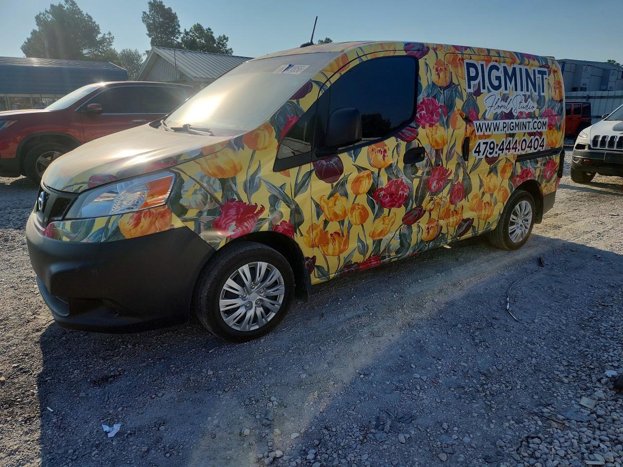 2020 NISSAN NV200