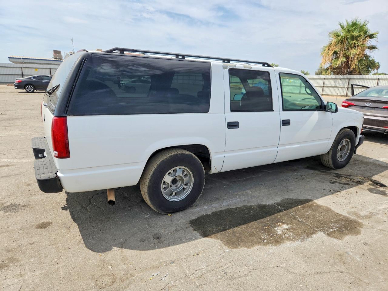 3GNEC16R2TG137294 · 1996 CHEVROLET SUBURBAN · 3/13