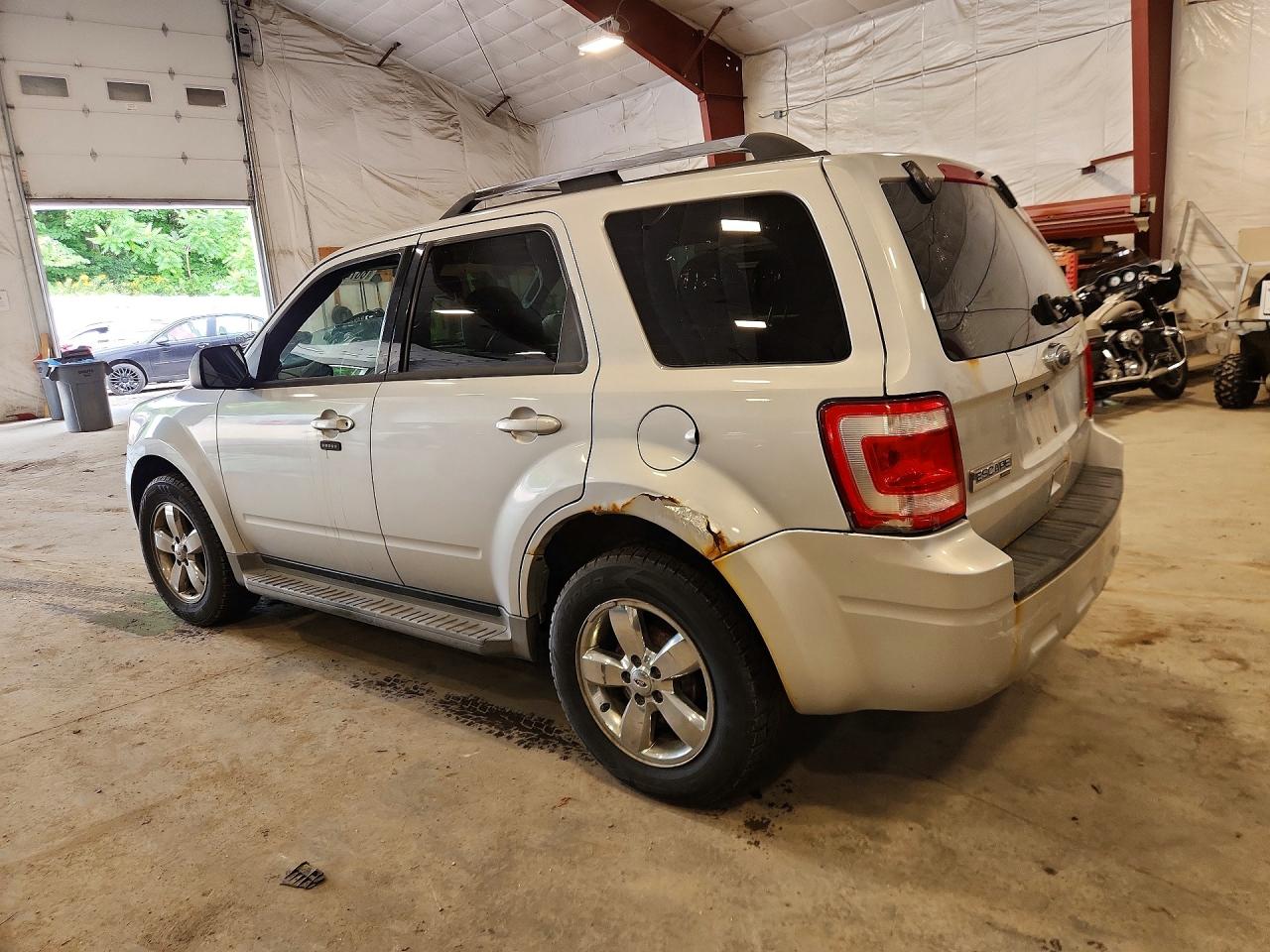 1FMCU0EG3AKA01684 · 2010 FORD ESCAPE · 2/12