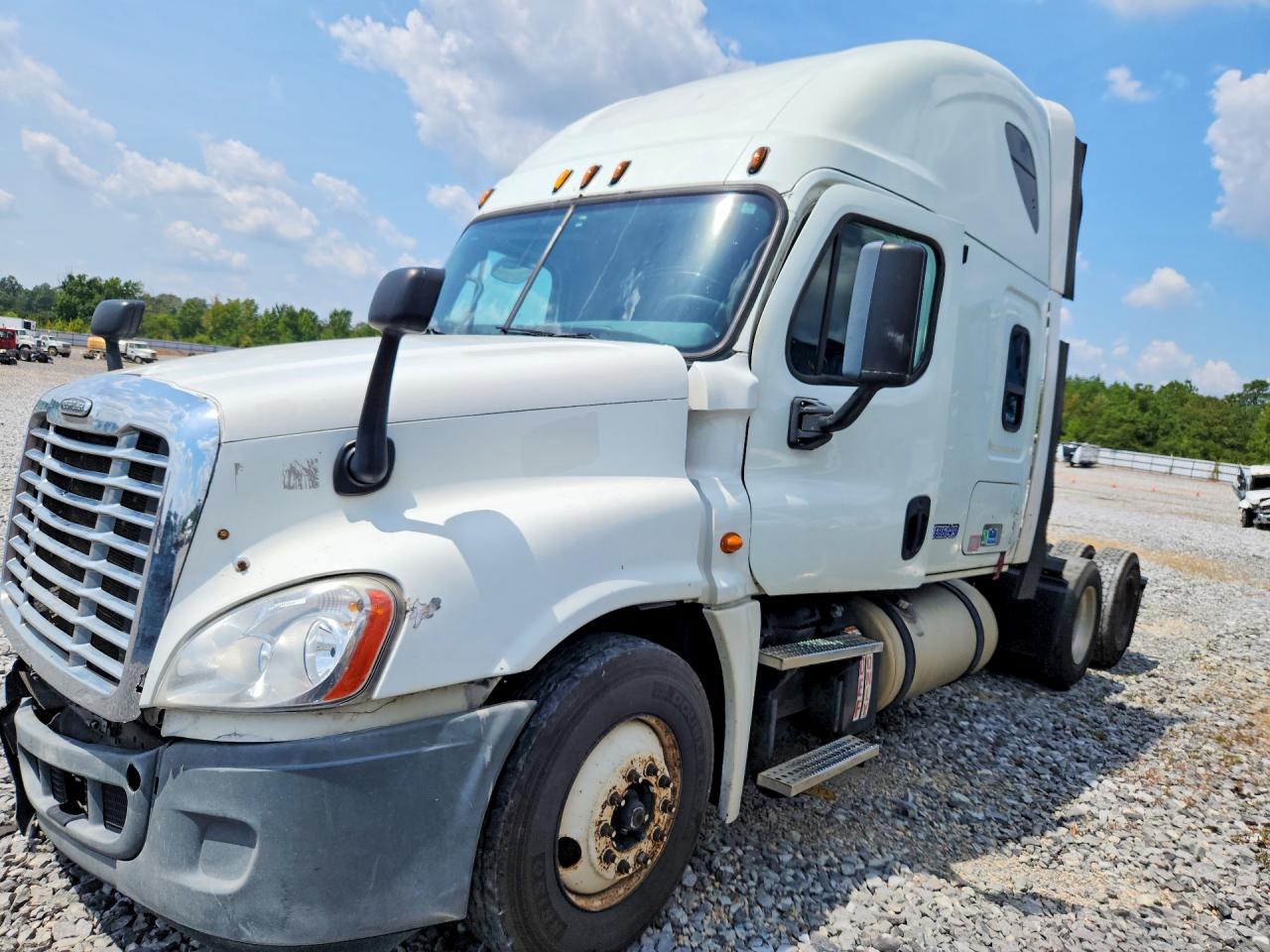 2013 FREIGHTLINER CASCADIA 125