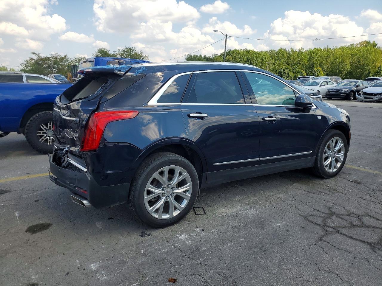 1GYKNDRS5HZ126314 · 2017 CADILLAC XT5 · 3/13