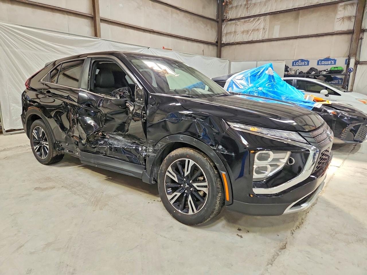 JA4ATWAA6SZ047077 · 2025 MITSUBISHI ECLIPSE CROSS · 4/14