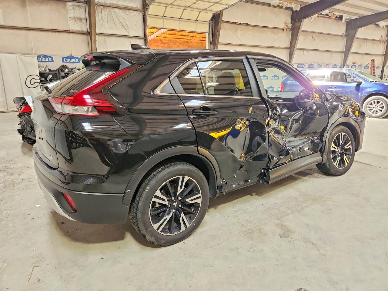 JA4ATWAA6SZ047077 · 2025 MITSUBISHI ECLIPSE CROSS · 3/14