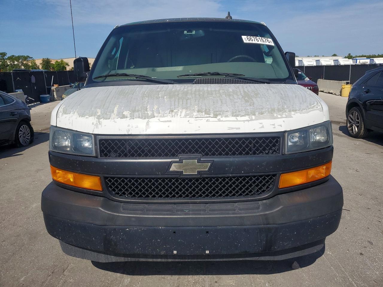 1GCWGAFP5K1221834 · 2019 CHEVROLET EXPRESS G2500 · 5/12