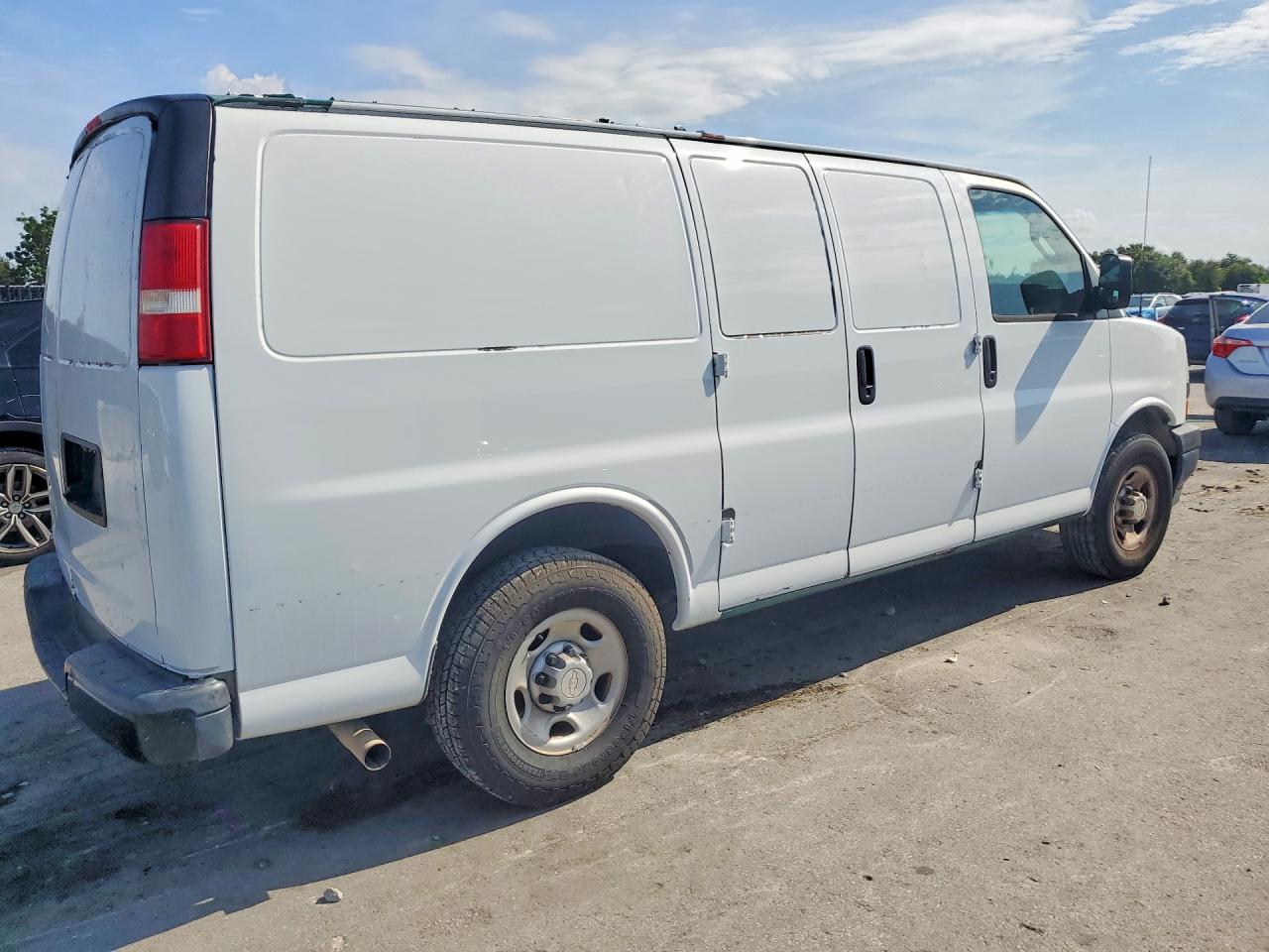 1GCWGAFP5K1221834 · 2019 CHEVROLET EXPRESS G2500 · 3/12