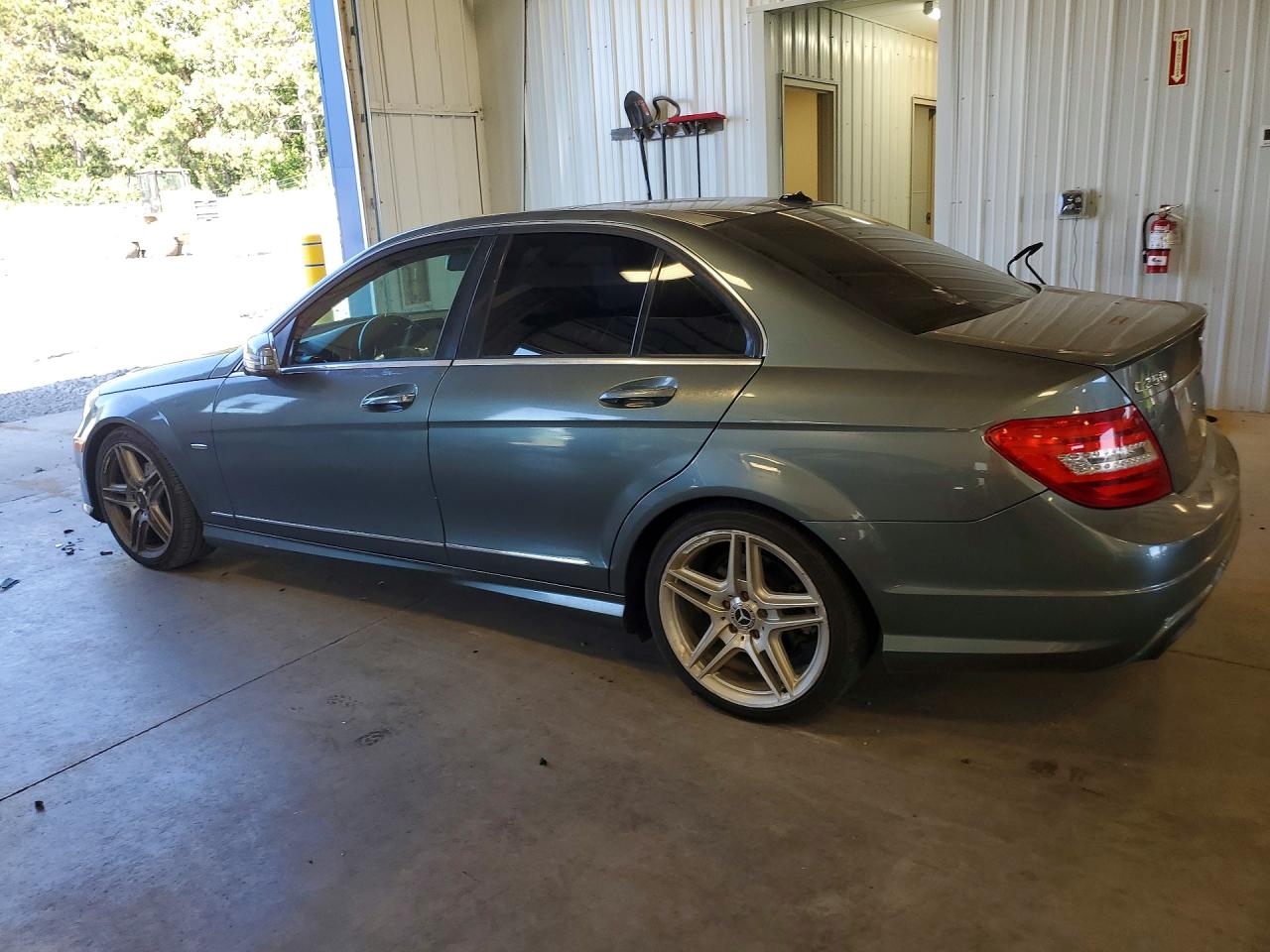 WDDGF4HB1CA649532 · 2012 MERCEDES-BENZ C · 2/12