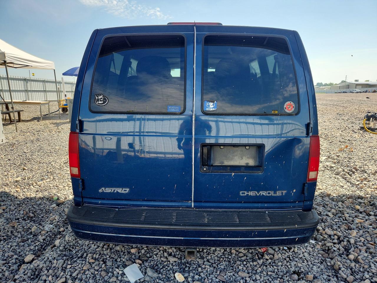 1GNDM19W4YB178617 · 2000 CHEVROLET ASTRO · 6/13