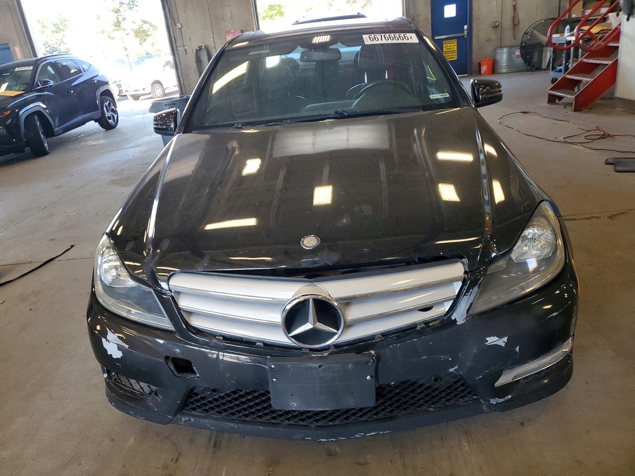 WDDGF8ABXDA779442 · 2013 MERCEDES-BENZ C · 5/12