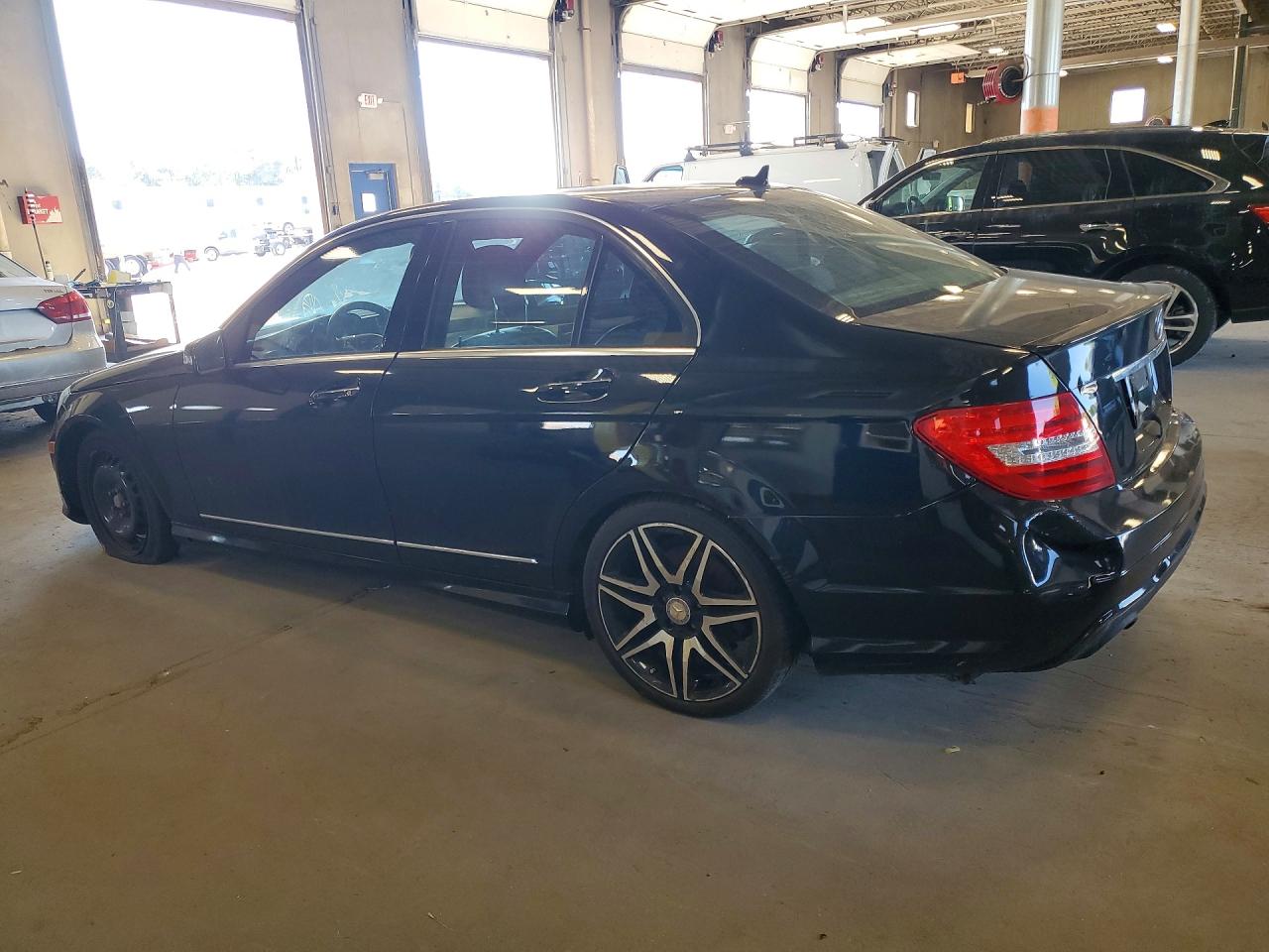 WDDGF8ABXDA779442 · 2013 MERCEDES-BENZ C · 2/12