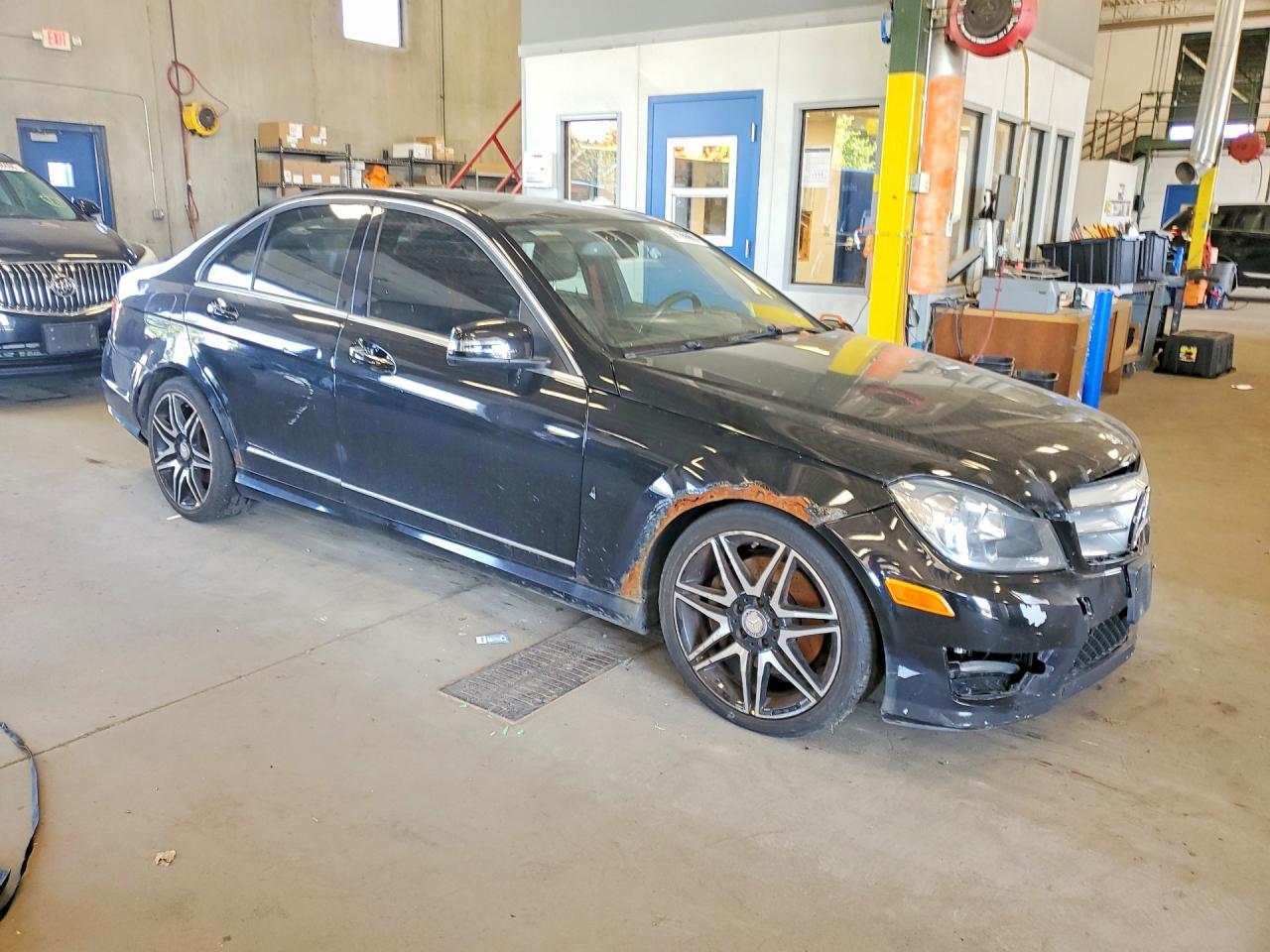 WDDGF8ABXDA779442 · 2013 MERCEDES-BENZ C · 4/12