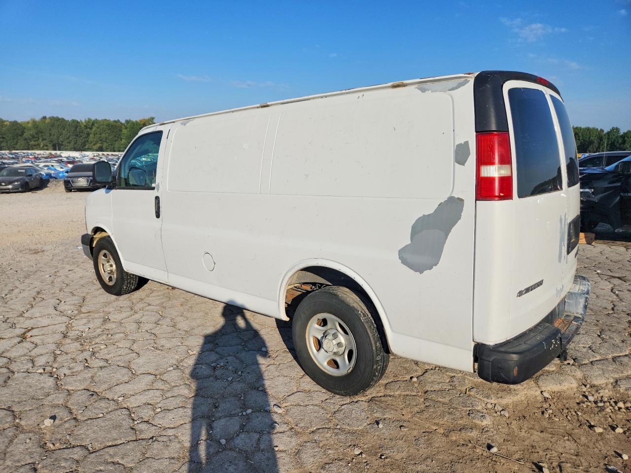 1GCFG15XX61265643 · 2006 CHEVROLET EXPRESS G1500 · 2/12