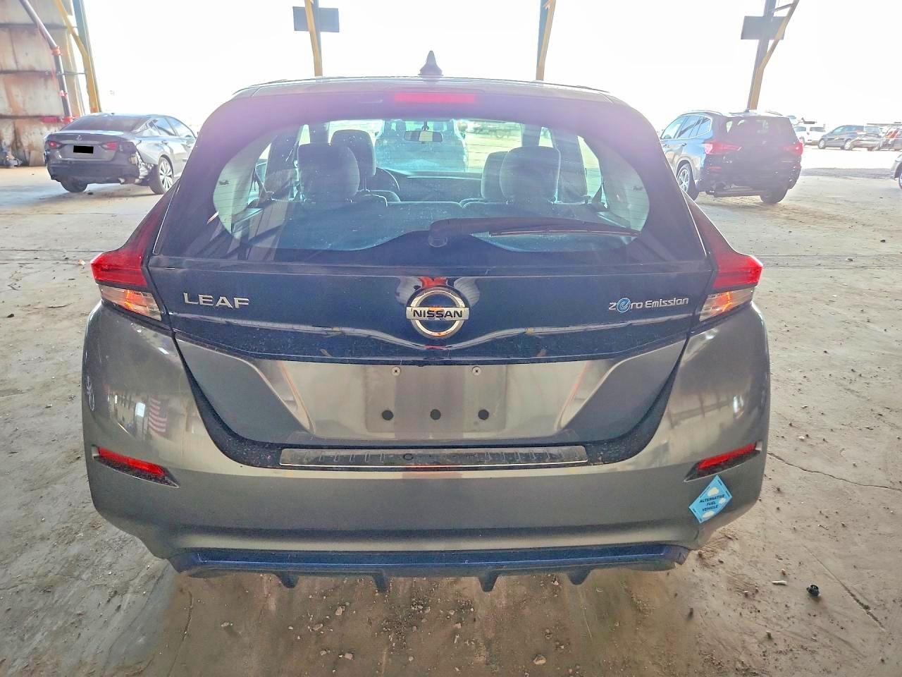1N4AZ1CP9KC305092 · 2019 NISSAN LEAF · 6/12