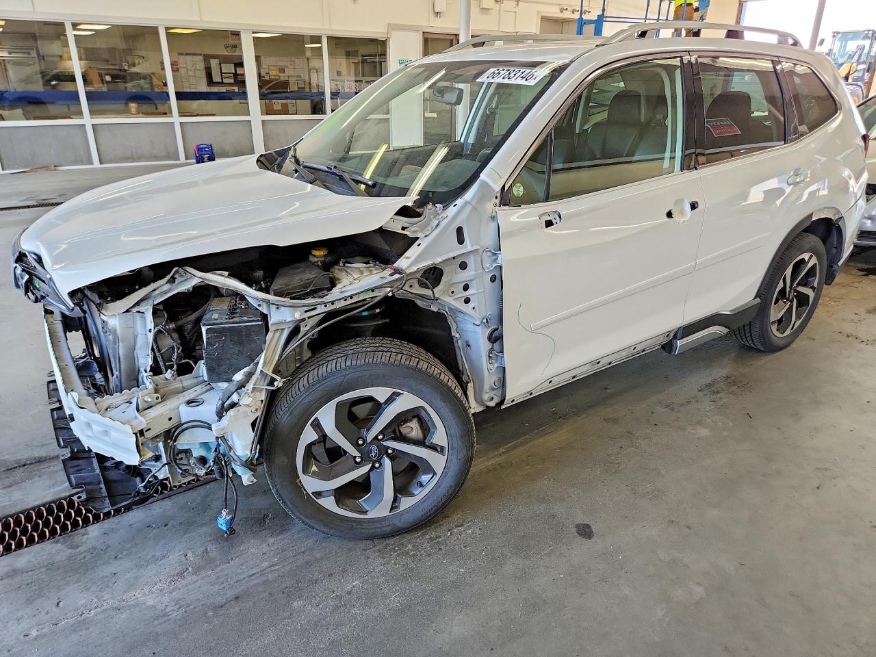 2022 SUBARU FORESTER