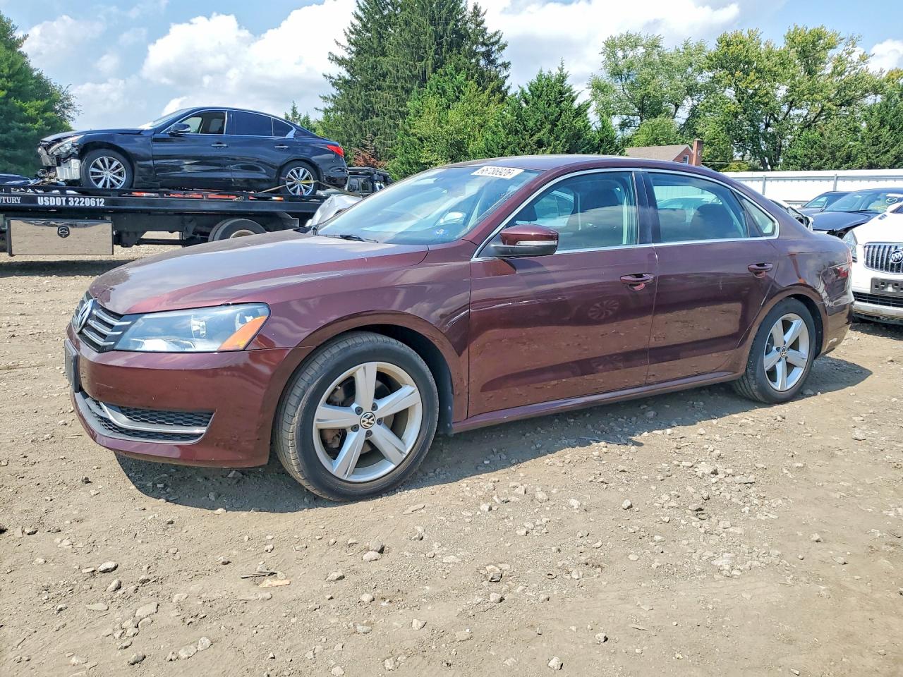 2013 VOLKSWAGEN PASSAT