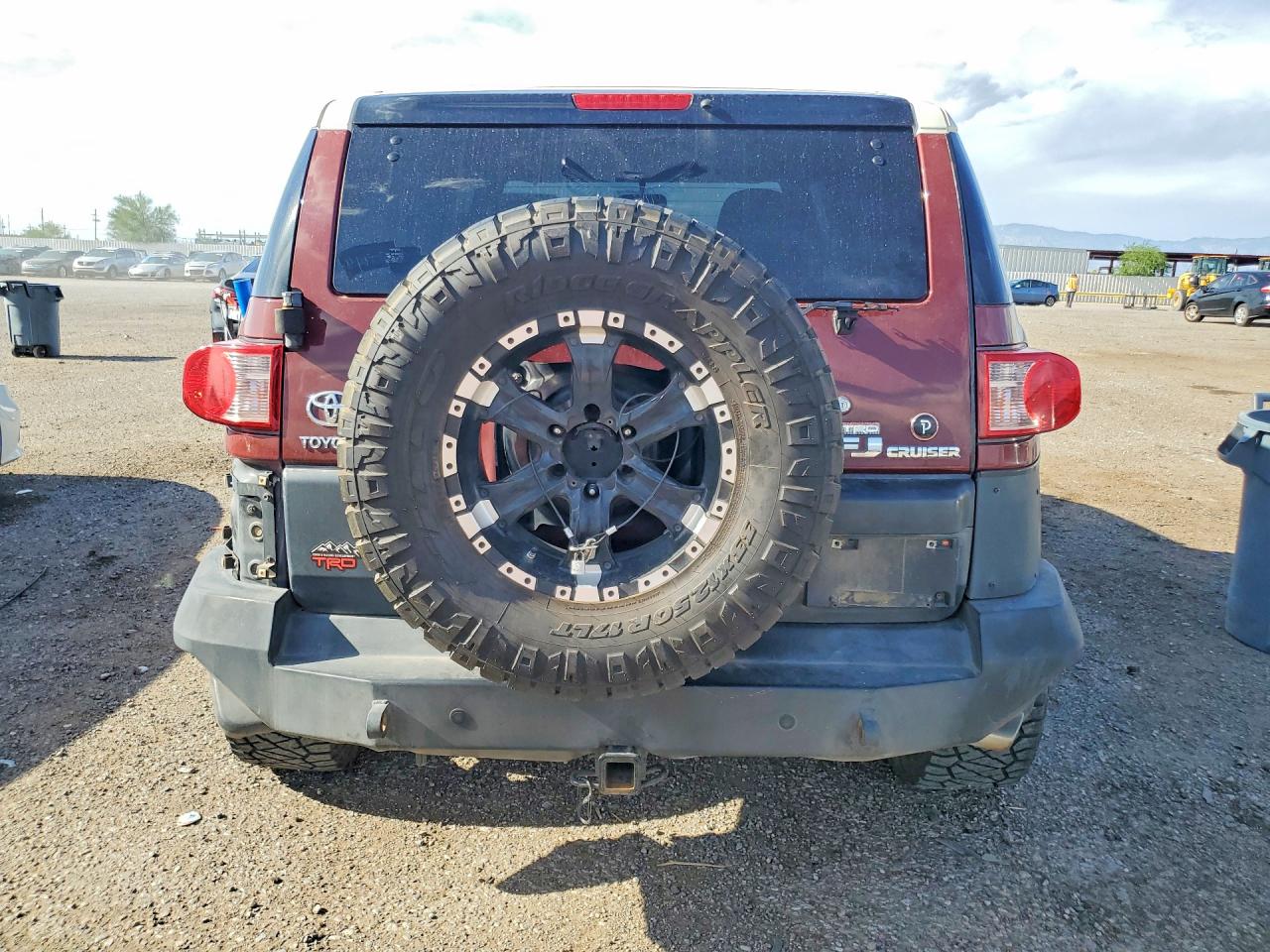 JTEBU11F68K004572 · 2008 TOYOTA FJ CRUISER · 6/13