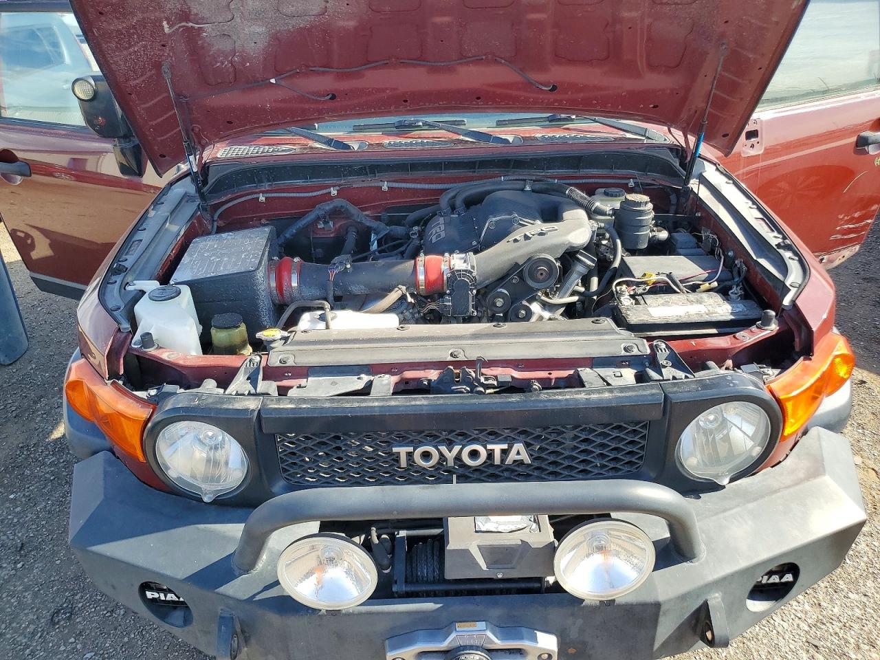 JTEBU11F68K004572 · 2008 TOYOTA FJ CRUISER · 11/13