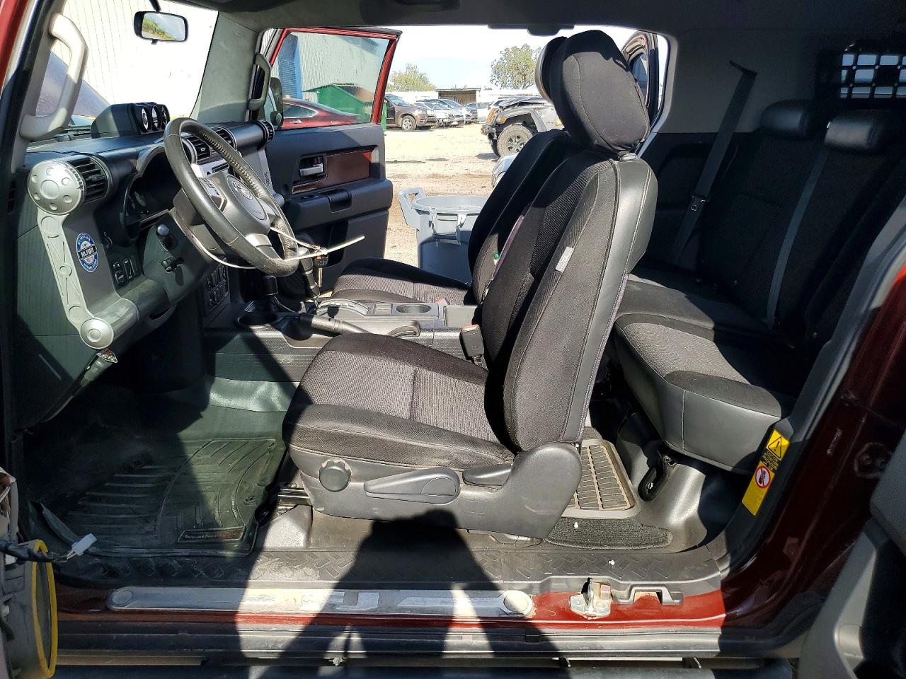 JTEBU11F68K004572 · 2008 TOYOTA FJ CRUISER · 7/13
