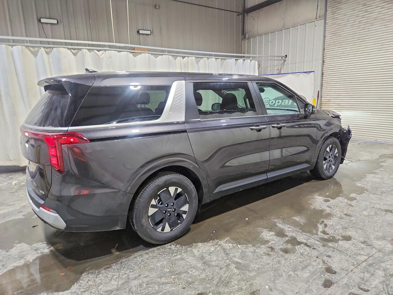 KNDNB5KAXV6194902 · 2027 KIA CARNIVAL · 3/14