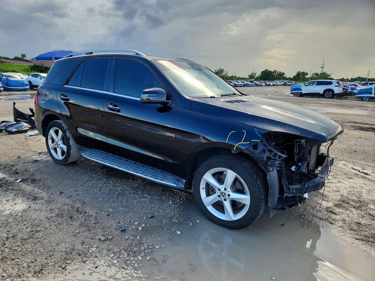 4JGDA5JB2JB030923 · 2018 MERCEDES-BENZ GLE · 4/14