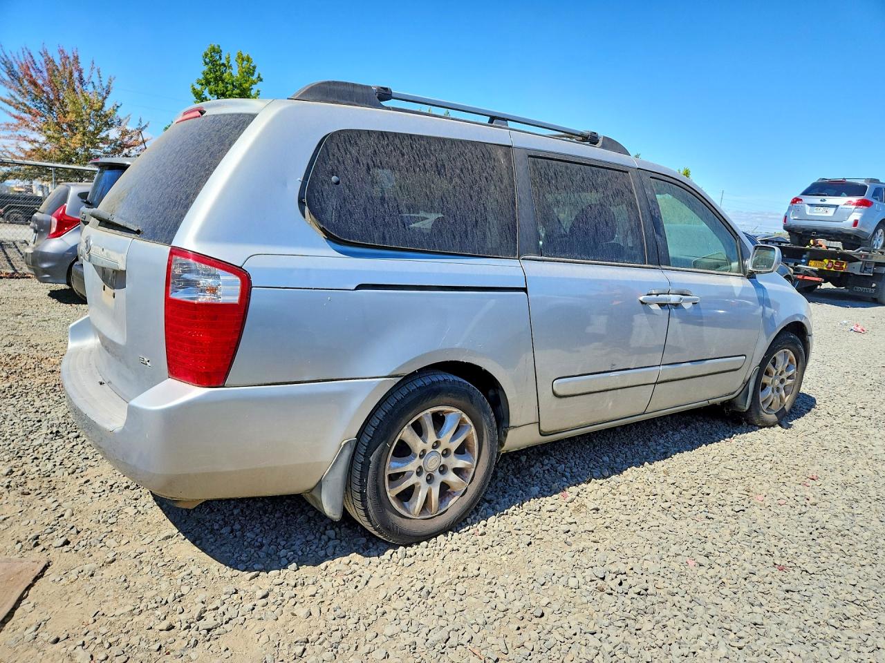 KNDMB233X66024566 · 2006 KIA SEDONA · 3/13