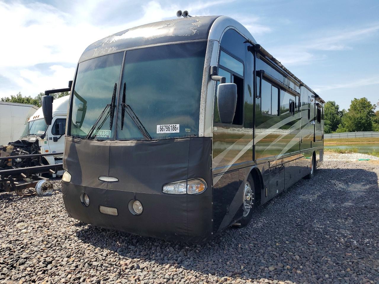 4UZAAHBS43CL80179 · 2003 FREIGHTLINER XC CHASSIS · 2/10