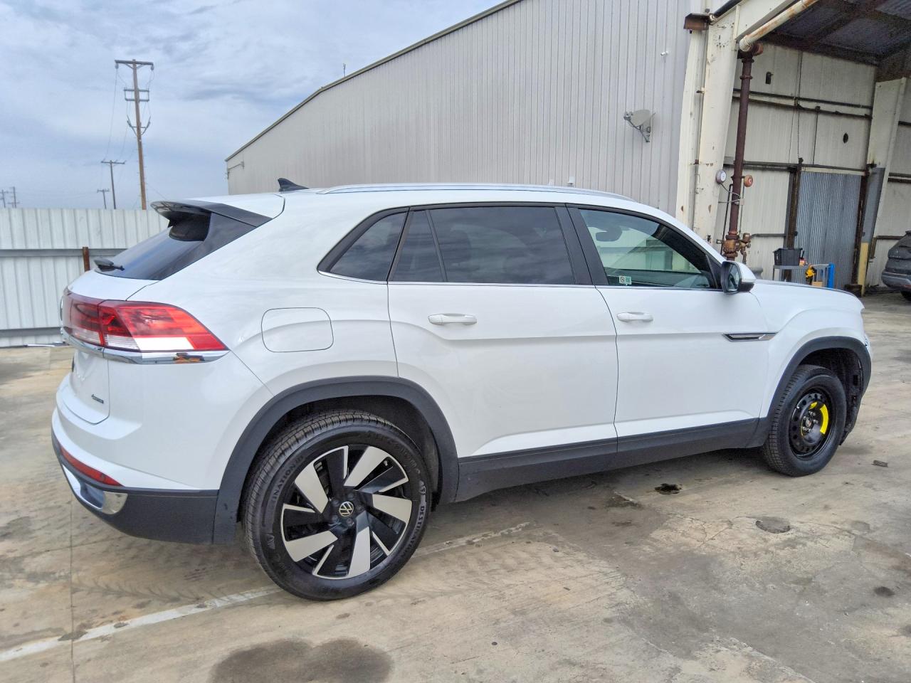 1V2HE2CA0SC206777 · 2025 VOLKSWAGEN ATLAS CROSS SPORT · 3/13