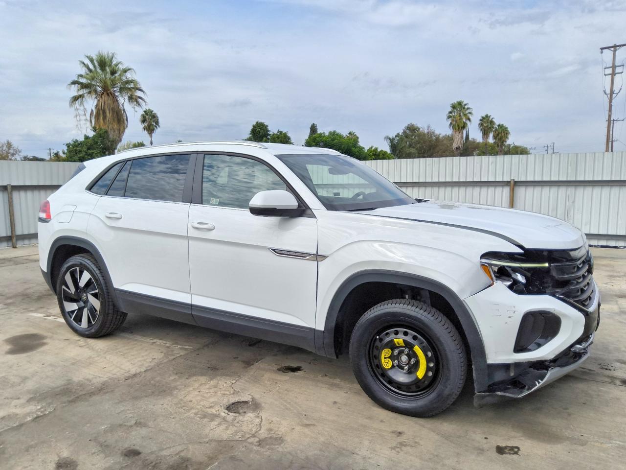 1V2HE2CA0SC206777 · 2025 VOLKSWAGEN ATLAS CROSS SPORT · 4/13