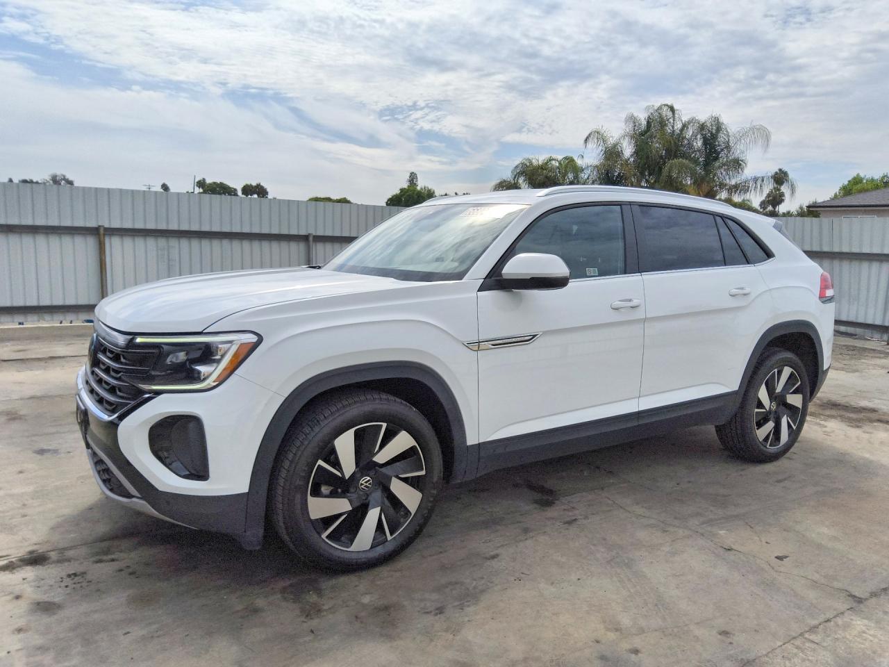 2025 VOLKSWAGEN ATLAS CROSS SPORT