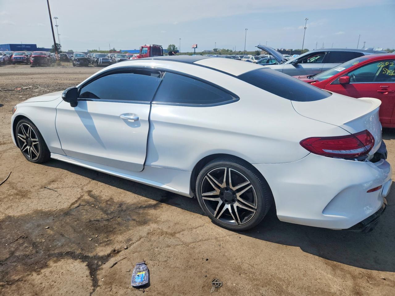 WDDWJ6EB1HF484442 · 2017 MERCEDES-BENZ C · 2/12