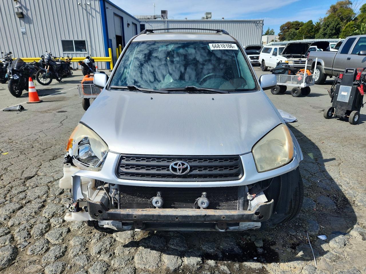 JTEHH20V726014959 · 2002 TOYOTA RAV4 · 5/14